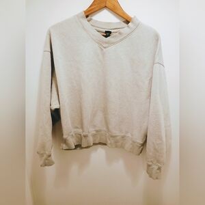 Wild Fable V-Neck Sweatshirt Light Gray